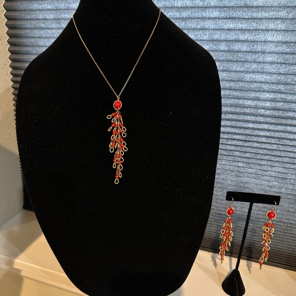 Miguel Ases Red Coral Color Pendant and Matching Earrings - Set - Picture 16 of 16
